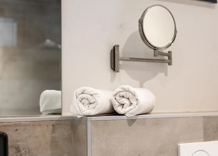 Apart33 2-12 公寓 *